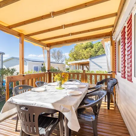 Mar Estang 4 Etoiles * קאנט אן רוסיון